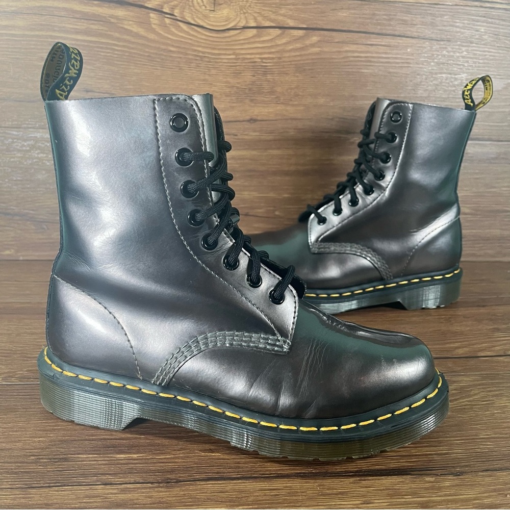 Dr. Martens Docs 1460 Metallic Lace Up Boots‎ Women’s Size 7 Shoes